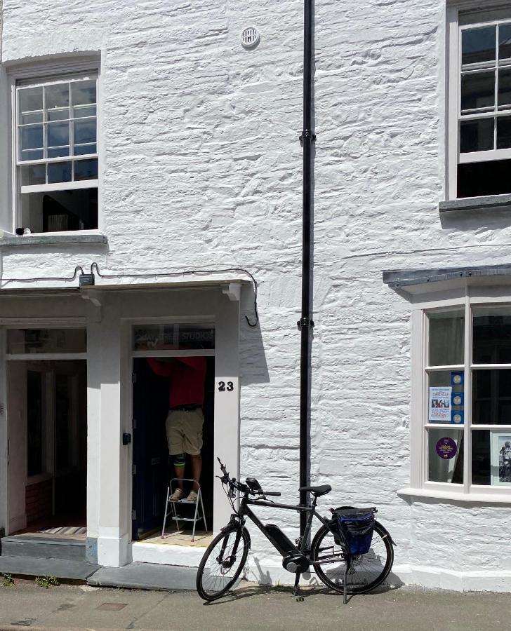 The Attic Apartment, Quay Street Studios Cardigan Εξωτερικό φωτογραφία