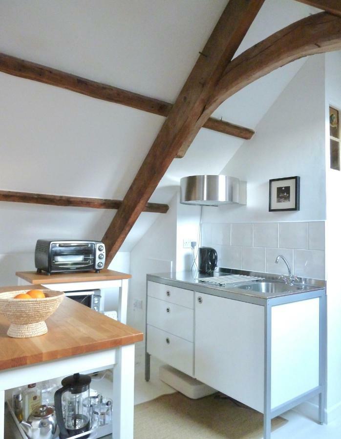 The Attic Apartment, Quay Street Studios Cardigan Εξωτερικό φωτογραφία