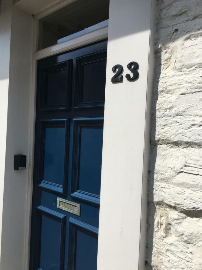 The Attic Apartment, Quay Street Studios Cardigan Εξωτερικό φωτογραφία